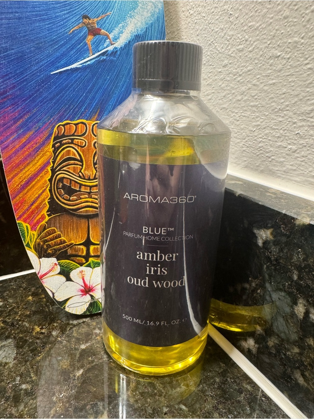 AROMA360 Blue Amber Iris Oud Wood Home Fragrance - Blue 500ml - Picture 2 of 5